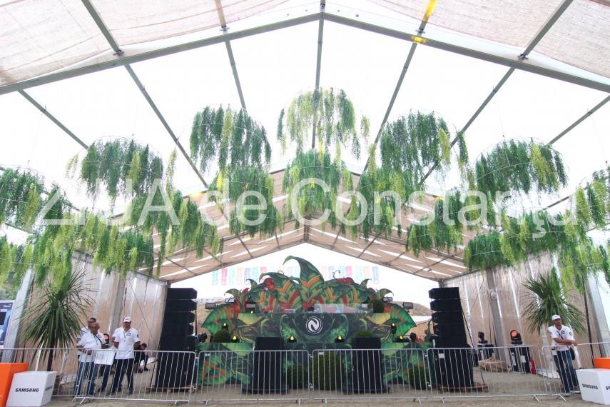 neversea ziua 1 ploaia torentiala nu i a speriat pe festivalieri hardwell si alan walker au facut show neversea ziua 1 ploaia torentiala nu i a speriat pe festivalieri hardwell si alan walker au facut show