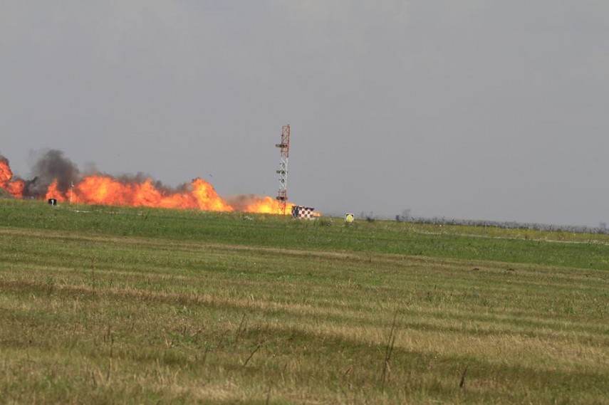accident aviatic la baza borcea din fetesti un mig 21 lancer s a prabusit la un show aviatic 663760 accident aviatic la baza borcea din fetesti un mig 21 lancer s a prabusit la un show aviatic 663760