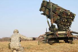 Astăzi, prima acțiune de pregătire a militarilor români care vor opera sistemele „Patriot”