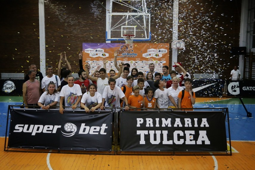 baschet 3x3 baschetbalistii de la autohtonii au castigat premiul cel mare la superbet tulcea streetball baschet 3x3 baschetbalistii de la autohtonii au castigat premiul cel mare la superbet tulcea streetball