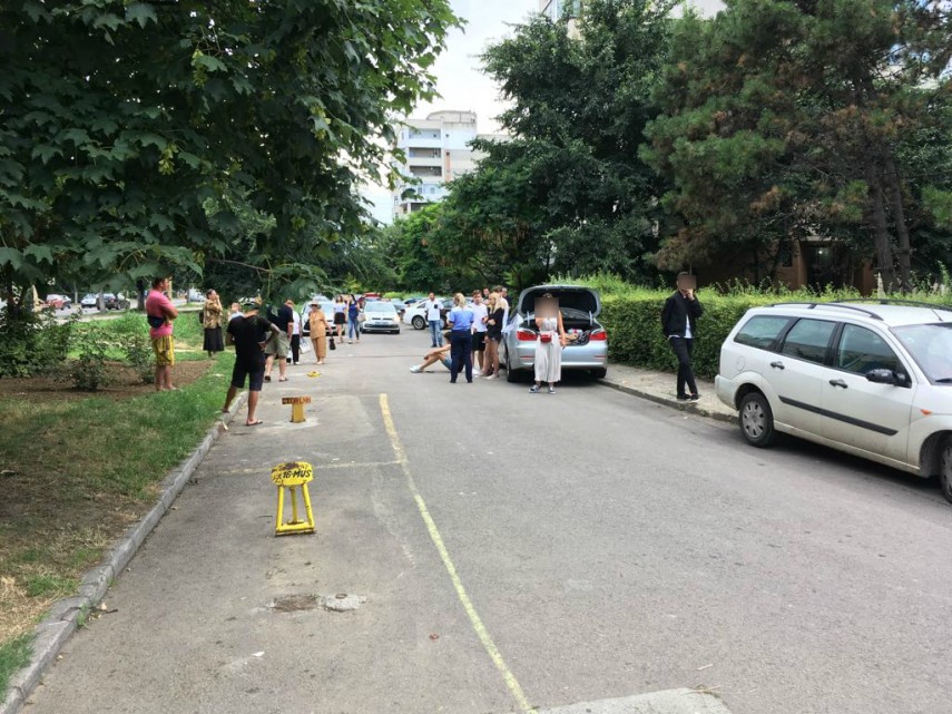 straniu incident in zona tomis iii din constanta o femeie s a trantit pe capota unei masini pretinzand straniu incident in zona tomis iii din constanta o femeie s a trantit pe capota unei masini pretinzand