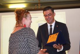 #RespectTeatru Medalia „Jean Ionescu“ şi placheta CJC #RespectTeatru, pentru balerina Stela Cocârlea 