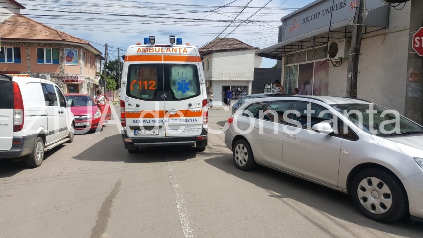 imagini de la eveniment accident rutier pe strada soveja o persoana incarcerata 664547 imagini de la eveniment accident rutier pe strada soveja o persoana incarcerata 664547