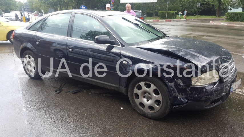 imagini de la eveniment accident rutier pe strada soveja o persoana incarcerata 664547 imagini de la eveniment accident rutier pe strada soveja o persoana incarcerata 664547