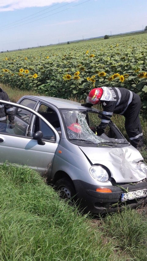 judetul constanta accident rutier in zona giurgeni vadu oii un copil resuscitat intervine elicopterul judetul constanta accident rutier in zona giurgeni vadu oii un copil resuscitat intervine elicopterul