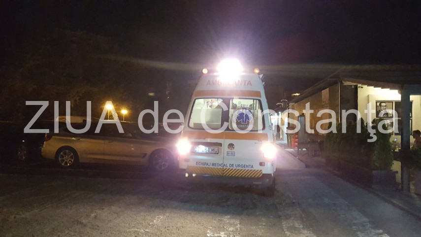 familii de chinezi atacate de o pisica in timp ce serveau masa pe o terasa din portul tomis trei copii familii de chinezi atacate de o pisica in timp ce serveau masa pe o terasa din portul tomis trei copii