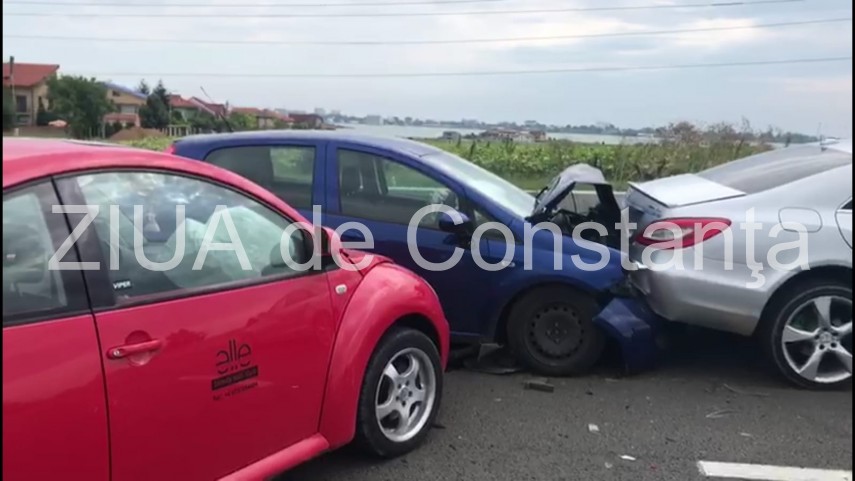 carambol la iesire din constanta spre ovidiu sase masini implicate trafic ingreunat 665649 carambol la iesire din constanta spre ovidiu sase masini implicate trafic ingreunat 665649