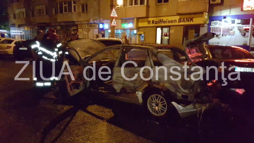 dezastru intr o parcare din constanta un autoturism a luat foc alte doua au fost afectate politia ancheteaza dezastru intr o parcare din constanta un autoturism a luat foc alte doua au fost afectate politia ancheteaza