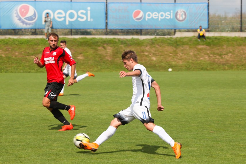 var cu simona halep dimciu halep printre marcatorii fc viitorul under 19 din succesul cu gloria popesti var cu simona halep dimciu halep printre marcatorii fc viitorul under 19 din succesul cu gloria popesti