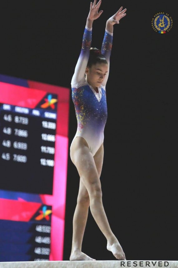 gimnasta ioana stanciulescu de la cs farul constanta campioana europeana 667055 gimnasta ioana stanciulescu de la cs farul constanta campioana europeana 667055