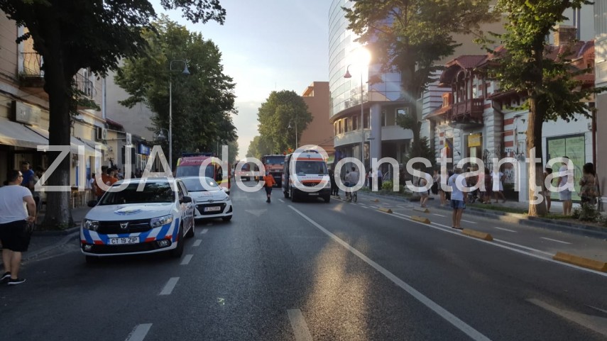 live imagini de la eveniment incendiu la sediul spit constanta echipaje de politie pompieri si medici live imagini de la eveniment incendiu la sediul spit constanta echipaje de politie pompieri si medici