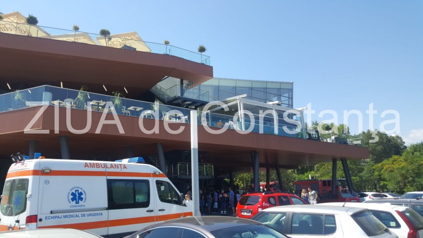 incendiu in city park mall pompierii intervin de urgenta 667125 incendiu in city park mall pompierii intervin de urgenta 667125