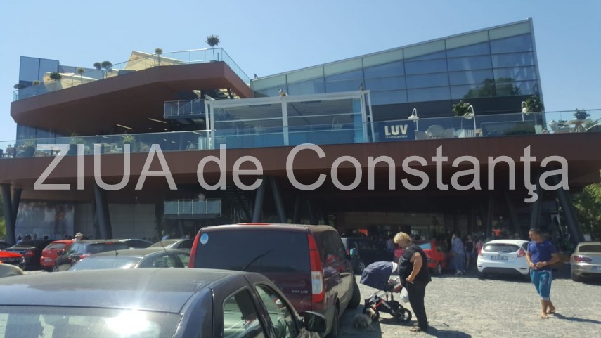 incendiu in city park mall pompierii intervin de urgenta 667125 incendiu in city park mall pompierii intervin de urgenta 667125