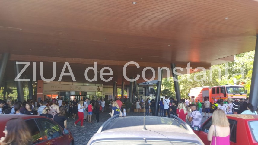 incendiu in city park mall pompierii intervin de urgenta 667125 incendiu in city park mall pompierii intervin de urgenta 667125