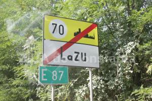 Constănțeanul supărat Mai mulți locuitori din Lazu îl reclamă pe primarul Cârjaliu! 