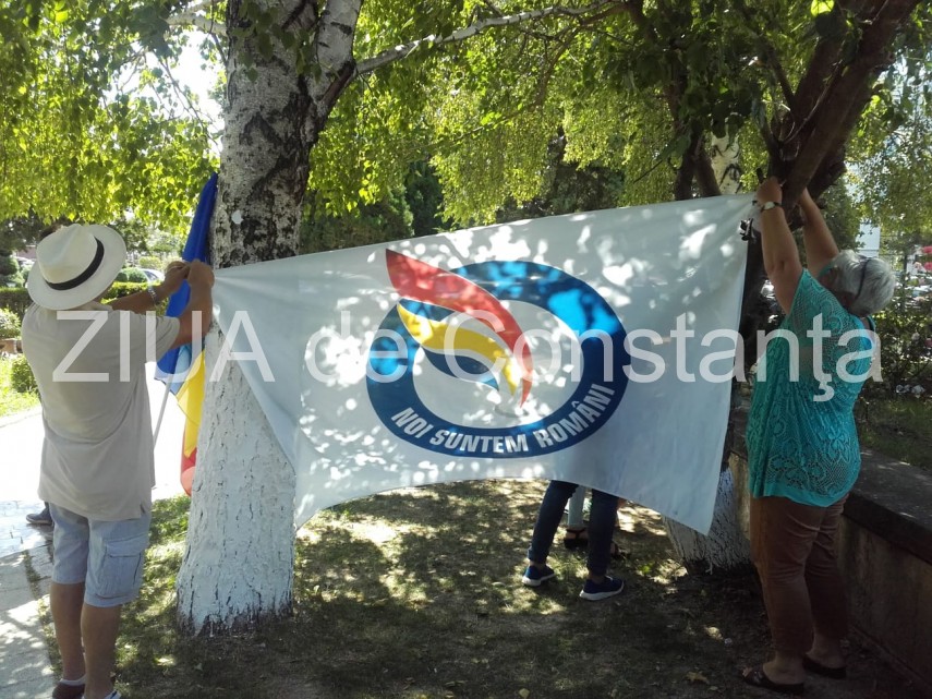 imagini de la eveniment mobilizare generala la constanta zeci de persoane pleaca spre bucuresti unde imagini de la eveniment mobilizare generala la constanta zeci de persoane pleaca spre bucuresti unde