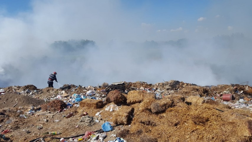 tulcea incendiu in in localitatea ceamurlia de jos 667582 tulcea incendiu in in localitatea ceamurlia de jos 667582