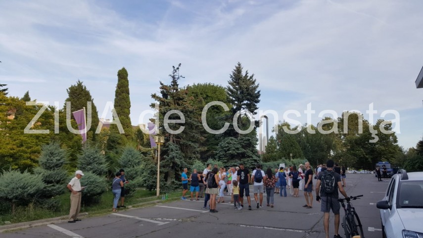 live update un nou protest are loc la constanta sute de persoane participa ce mesaje transmit manifestantii live update un nou protest are loc la constanta sute de persoane participa ce mesaje transmit manifestantii