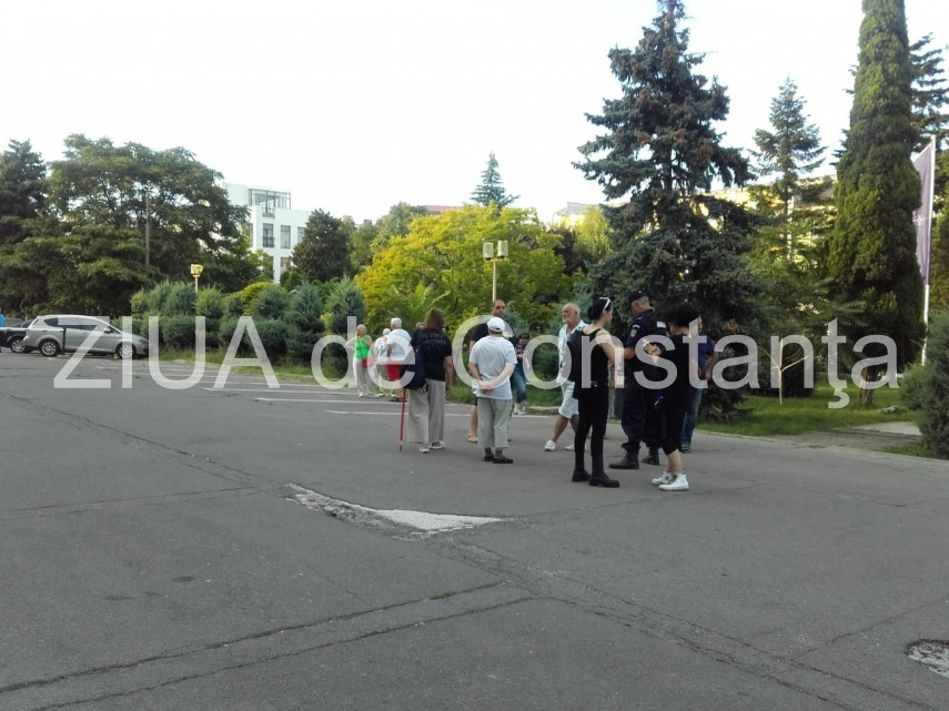 live update un nou protest are loc la constanta sute de persoane participa ce mesaje transmit manifestantii live update un nou protest are loc la constanta sute de persoane participa ce mesaje transmit manifestantii