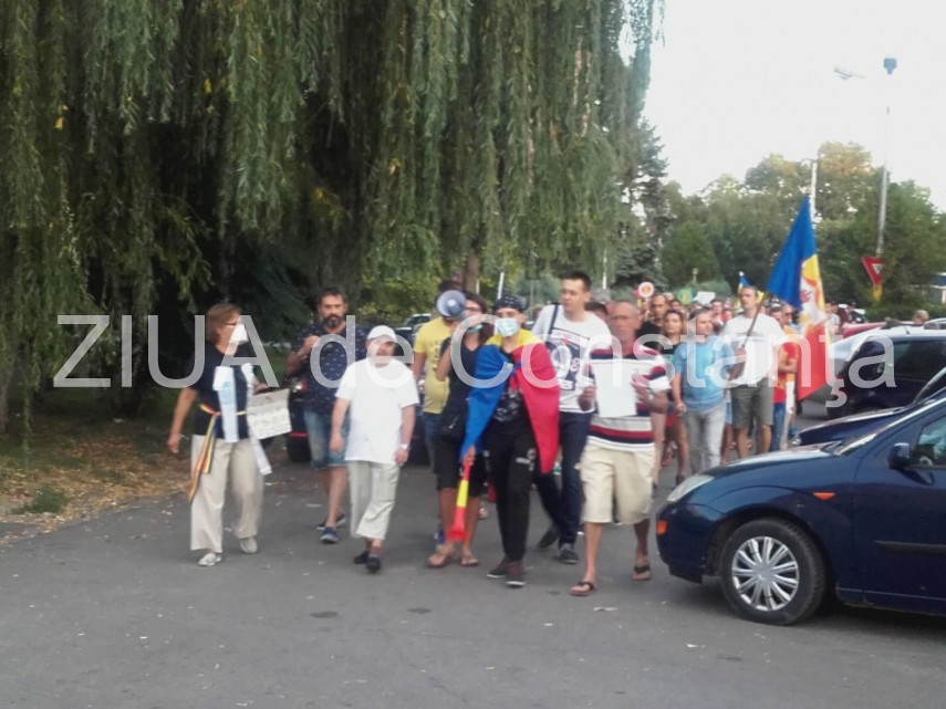 live update un nou protest are loc la constanta sute de persoane participa ce mesaje transmit manifestantii live update un nou protest are loc la constanta sute de persoane participa ce mesaje transmit manifestantii
