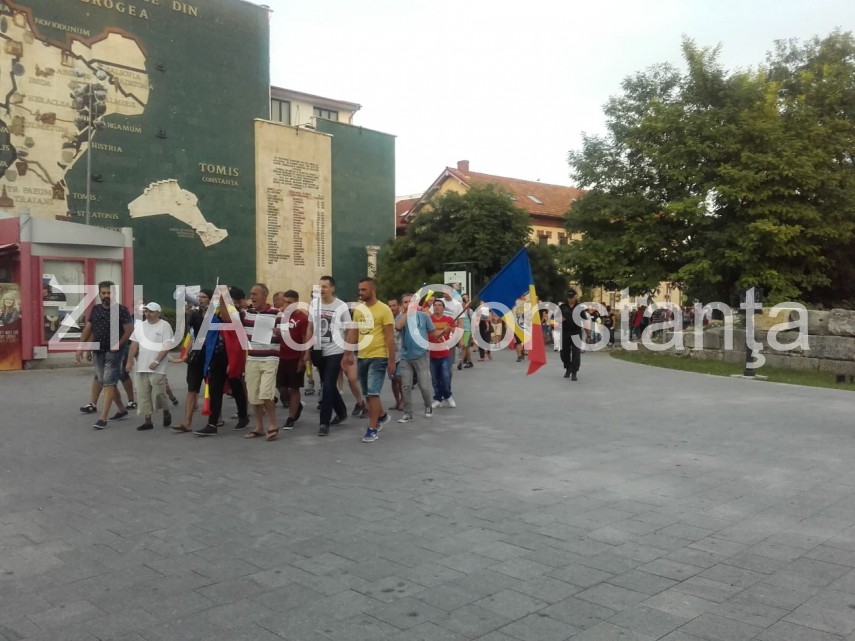 live update un nou protest are loc la constanta sute de persoane participa ce mesaje transmit manifestantii live update un nou protest are loc la constanta sute de persoane participa ce mesaje transmit manifestantii