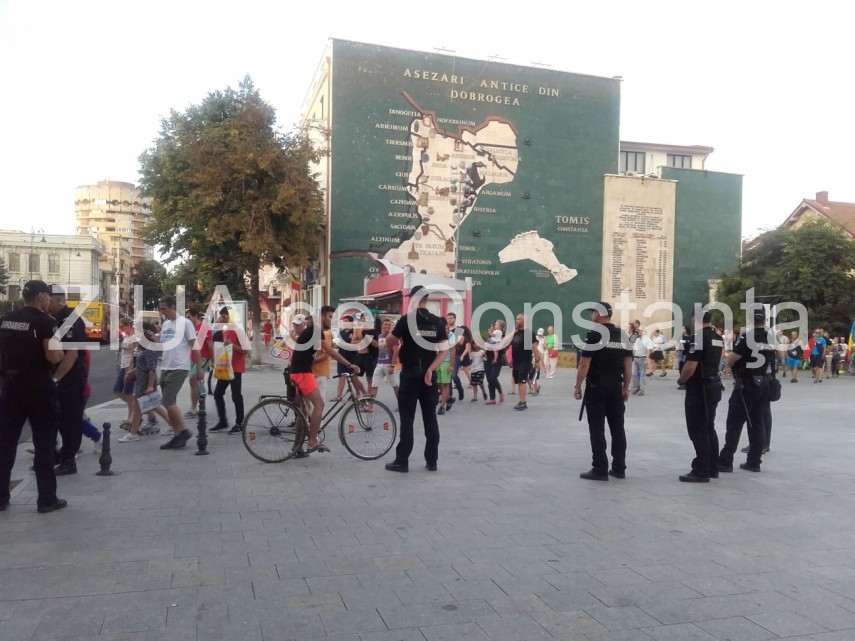 live update un nou protest are loc la constanta sute de persoane participa ce mesaje transmit manifestantii live update un nou protest are loc la constanta sute de persoane participa ce mesaje transmit manifestantii