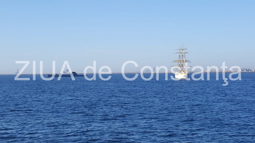 imagini de la eveniment spectacol pe mare la constanta marinarii militari se pregatesc pentru ziua marinei imagini de la eveniment spectacol pe mare la constanta marinarii militari se pregatesc pentru ziua marinei