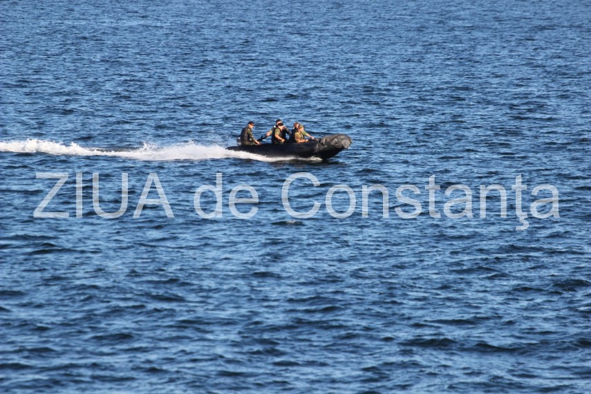 imagini de la eveniment spectacol pe mare la constanta marinarii militari se pregatesc pentru ziua marinei imagini de la eveniment spectacol pe mare la constanta marinarii militari se pregatesc pentru ziua marinei