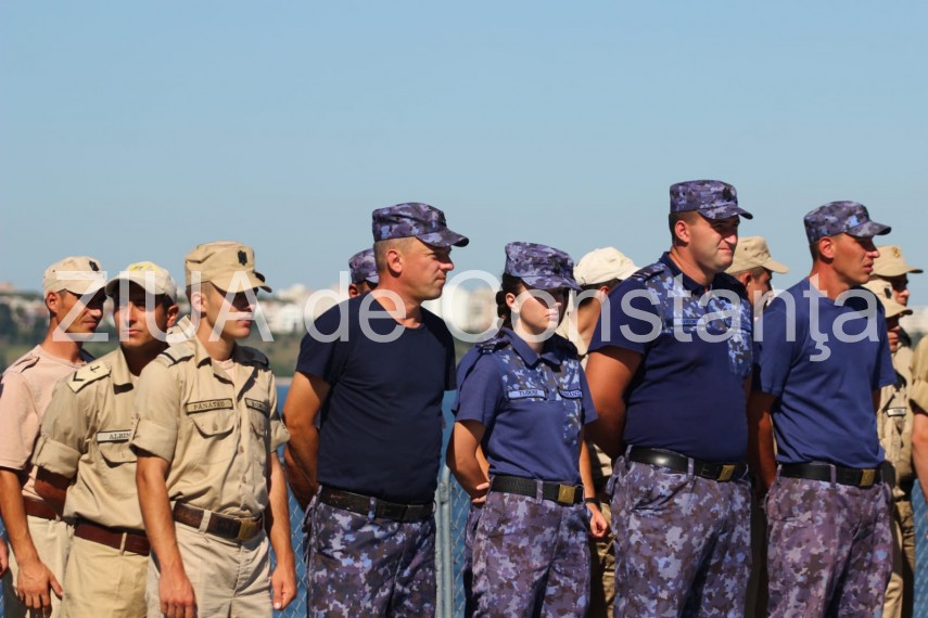 imagini de la eveniment spectacol pe mare la constanta marinarii militari se pregatesc pentru ziua marinei imagini de la eveniment spectacol pe mare la constanta marinarii militari se pregatesc pentru ziua marinei
