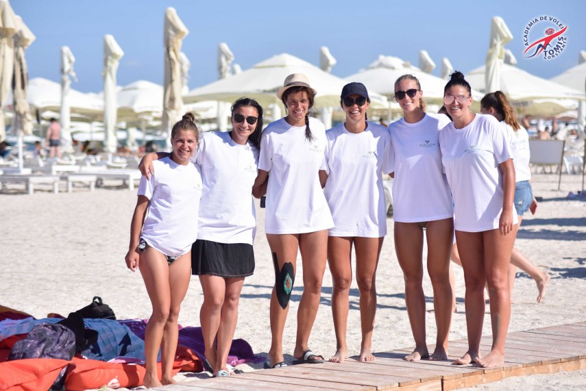 fostul principe nicolae prezent la mamaia la turneul de volei pe plaja galerie foto 667782 fostul principe nicolae prezent la mamaia la turneul de volei pe plaja galerie foto 667782