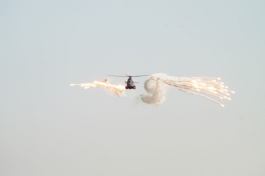 au inceput manifestarile dedicate zilei marinei romane mii de oameni s au strans pe faleza comandamentului au inceput manifestarile dedicate zilei marinei romane mii de oameni s au strans pe faleza comandamentului