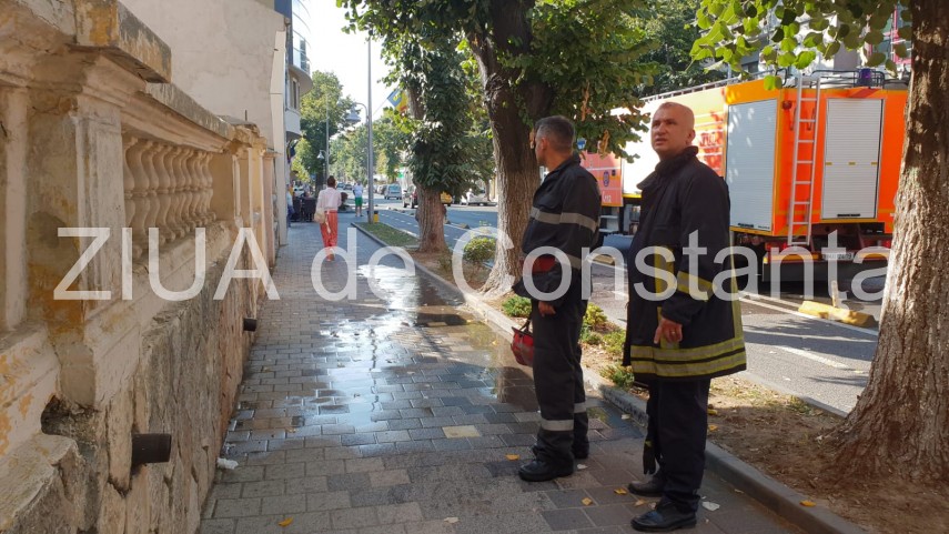imagini de la eveniment arde un imobil pe bulevardul tomis din municipiul constanta 668024 imagini de la eveniment arde un imobil pe bulevardul tomis din municipiul constanta 668024