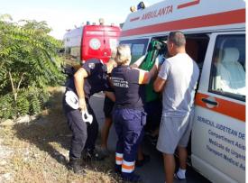 Un bărbat, care a căzut de pe stabilopozi, salvat de scafandrii ISU Dobrogea (video) 