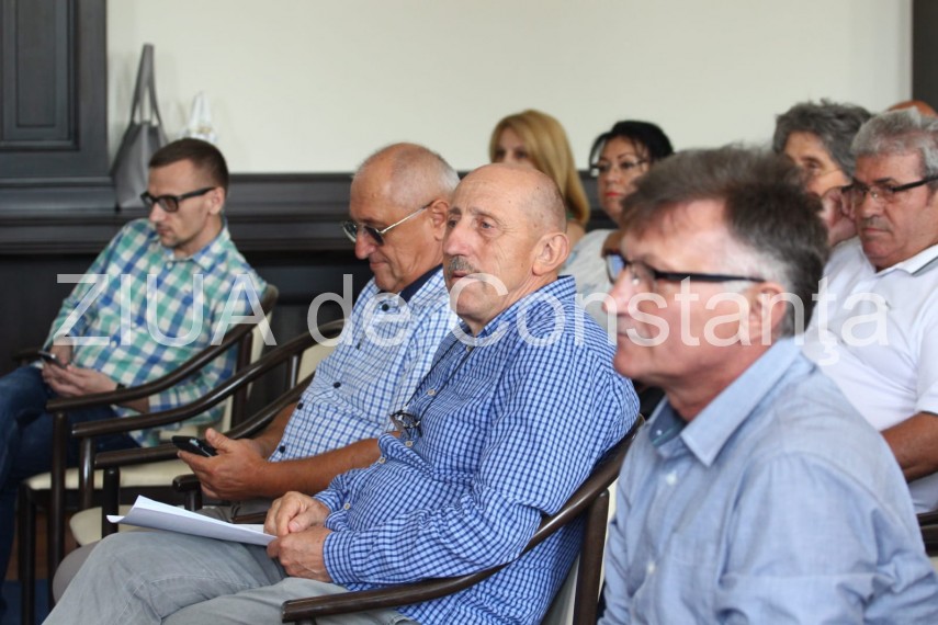 a inceput sedinta de consiliu judetean constanta ce se afla pe ordinea de zi 668434 a inceput sedinta de consiliu judetean constanta ce se afla pe ordinea de zi 668434