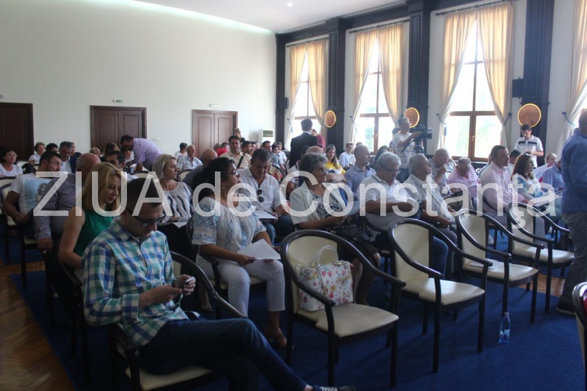 a inceput sedinta de consiliu judetean constanta ce se afla pe ordinea de zi 668434 a inceput sedinta de consiliu judetean constanta ce se afla pe ordinea de zi 668434