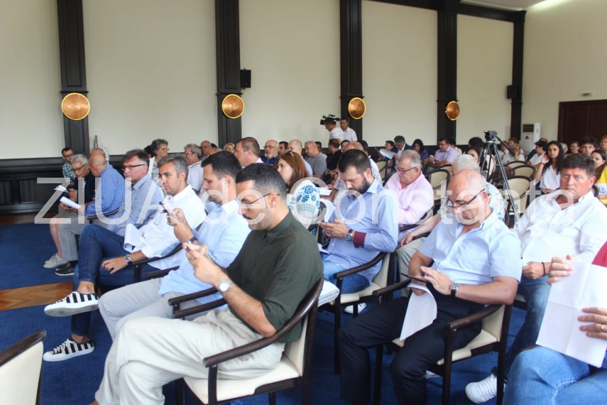 a inceput sedinta de consiliu judetean constanta ce se afla pe ordinea de zi 668434 a inceput sedinta de consiliu judetean constanta ce se afla pe ordinea de zi 668434