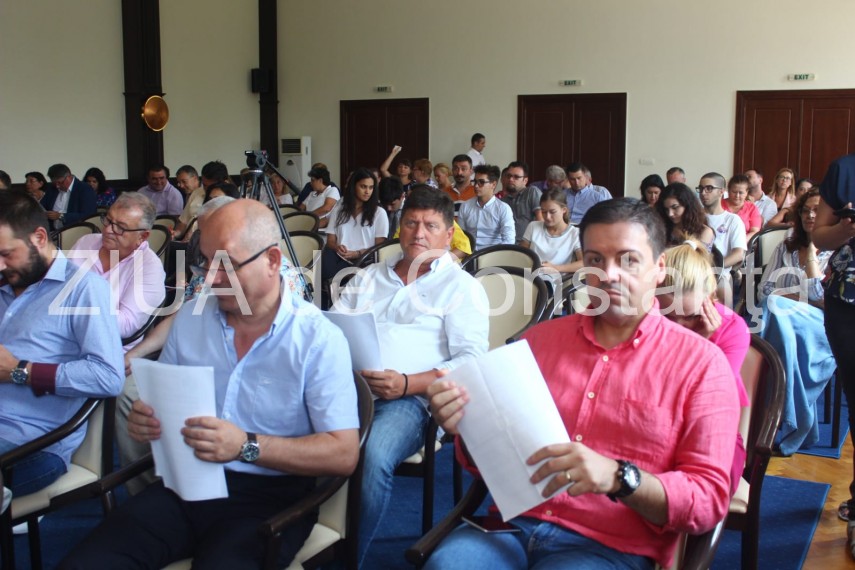 a inceput sedinta de consiliu judetean constanta ce se afla pe ordinea de zi 668434 a inceput sedinta de consiliu judetean constanta ce se afla pe ordinea de zi 668434