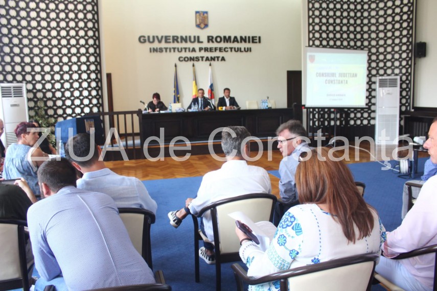 a inceput sedinta de consiliu judetean constanta ce se afla pe ordinea de zi 668434 a inceput sedinta de consiliu judetean constanta ce se afla pe ordinea de zi 668434