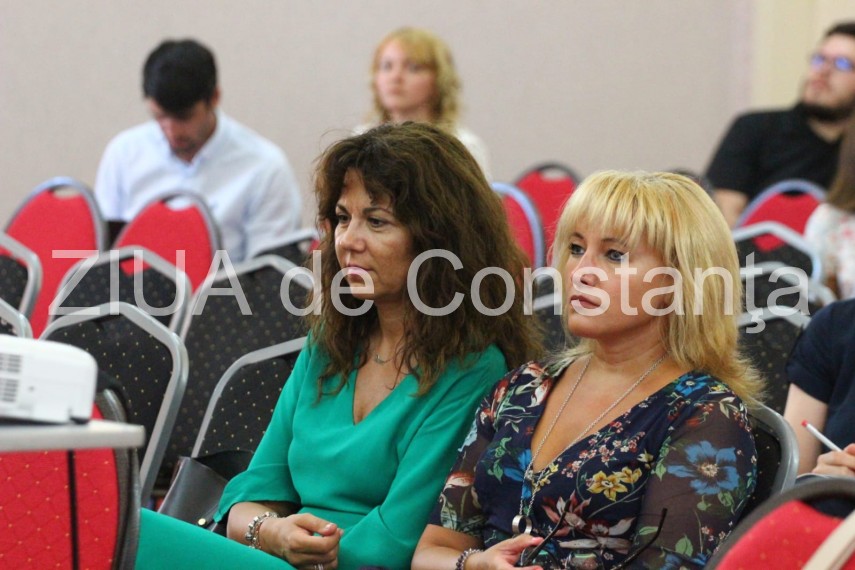 imagini de la eveniment universitatea de vara pes activists s a intrunit la constanta vor fi prezenti imagini de la eveniment universitatea de vara pes activists s a intrunit la constanta vor fi prezenti