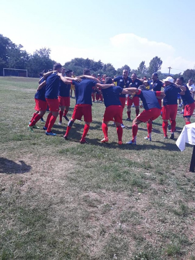 frontiera tomis constanta pe locul doi la cupa centenarului la oina galerie foto 668866 frontiera tomis constanta pe locul doi la cupa centenarului la oina galerie foto 668866