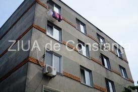 Constănţeanul supărat Aproape 30 de familii cer ajutorul primarului Făgădău. Oamenilor li s-a spus că urmează să fie evacuaţi pentru a face loc noului sediu al Poliţiei Locale! (galerie foto)  