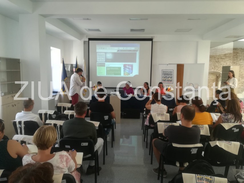 in opinia reprezentantilor administratiei fondului cultural national e momentul sa se vorbeasca mai mult in opinia reprezentantilor administratiei fondului cultural national e momentul sa se vorbeasca mai mult