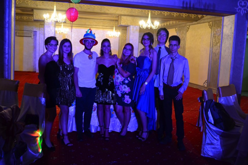 campioana europeana lorena jinga si a serbat majoratul cat de norocoasa sunt sa am oameni ca voi in jurul campioana europeana lorena jinga si a serbat majoratul cat de norocoasa sunt sa am oameni ca voi in jurul