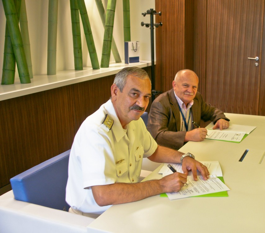 seful statului major al fortelor navale viceamiral alexandru mirsu a vizitat sediul romatsa ce protocol seful statului major al fortelor navale viceamiral alexandru mirsu a vizitat sediul romatsa ce protocol