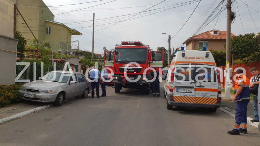 imagini de la eveniment incendiu pe strada dionisie cel mic flacarile au cuprins o butelie 669646 imagini de la eveniment incendiu pe strada dionisie cel mic flacarile au cuprins o butelie 669646