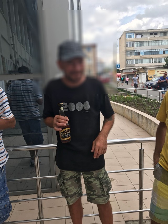 constanta comertul ilicit apelarea la mila publicului si oprirea neregulamentara sanctionate de politistii constanta comertul ilicit apelarea la mila publicului si oprirea neregulamentara sanctionate de politistii