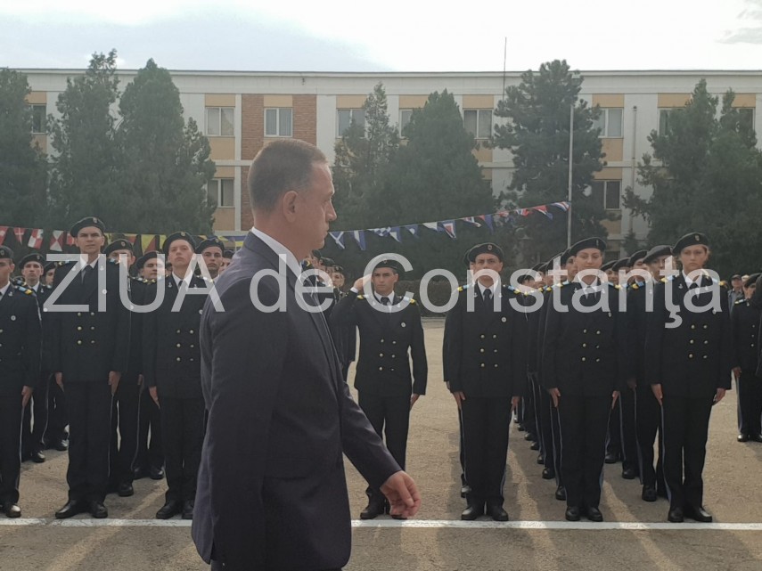 zeci de elevi la deschiderea noului an la colegiul national militar alexandru ioan cuza mihai fifor prezent zeci de elevi la deschiderea noului an la colegiul national militar alexandru ioan cuza mihai fifor prezent