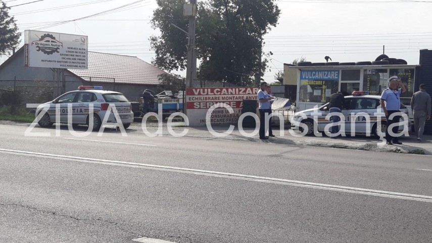 imagini de la eveniment accident rutier la iesire din valu lui traian un motociclist a ajuns la spital imagini de la eveniment accident rutier la iesire din valu lui traian un motociclist a ajuns la spital