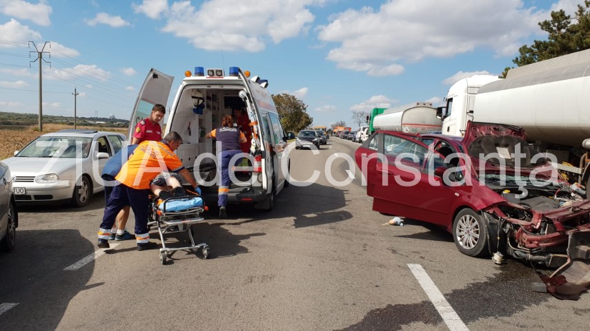 accident rutier grav la iesire din lumina doua persoane incarcerate 670566 accident rutier grav la iesire din lumina doua persoane incarcerate 670566