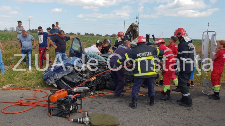 accident rutier grav la iesire din lumina doua persoane incarcerate 670566 accident rutier grav la iesire din lumina doua persoane incarcerate 670566